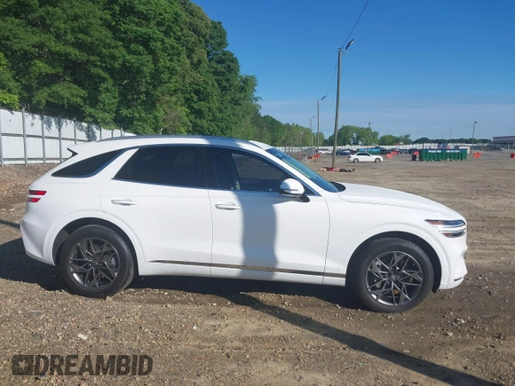 2023 Genesis GV70 2.5T with VIN KMUMADTB7PU120364, listed as a IAAI auction lot 42186139 with 24,686 mi miles and . Bid and sale history available at DreamBid. Image 13.