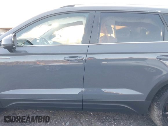 2024 Volkswagen Taos SE z VIN 3VVEX7B22RM112576, wystawiony jako IAAI lot #41606673 z przebiegiem 141 mil mil oraz . Historia ofert i sprzedaży dostępna na DreamBid. Obrazek 14.