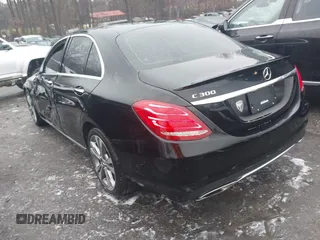 2015 Mercedes-Benz C-Class C 300 with VIN 55SWF4JB9FU089625, listed as a IAAI auction lot 41538932 with 129,101 mi miles. Bid and sale history available at carsss.com. Image 3.