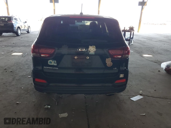 2020 Kia Sorento S z VIN 5XYPG4A57LG615123, wystawiony jako Copart lot #56391775 z przebiegiem Nie podano mil oraz Czysty tytuł • Clean title. Historia ofert i sprzedaży dostępna na DreamBid. Obrazek 6.