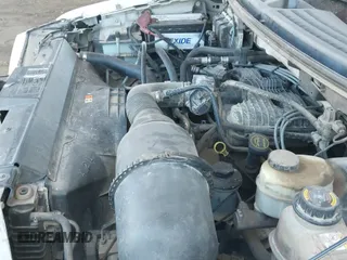 2008 Ford F-150 XL with VIN 1FTRF12248KD26328, listed as a IAAI auction lot 42498664 with 201,789 mi miles and . Bid and sale history available at DreamBid. Image 19.