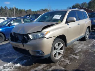 2013 Toyota Highlander Limited with VIN 5TDYK3EH5DS099723, listed as a IAAI auction lot 41565089 with 75,207 mi miles. Bid and sale history available at carsss.com. Image 18.