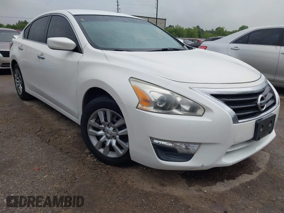 2014 Nissan Altima SV with VIN 1N4AL3AP7EN354056, listed as a IAAI auction lot 42101489 with 206,245 mi miles and . Bid and sale history available at DreamBid. Image 1.