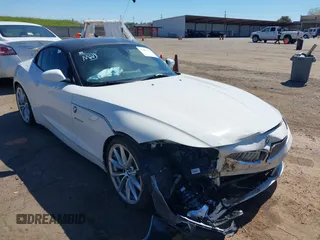 2011 BMW Z4 sDrive35i with VIN WBALM7C55BE383700, listed as a IAAI auction lot 41852272 with 101,562 mi miles. Bid and sale history available at carsss.com. Image 6.