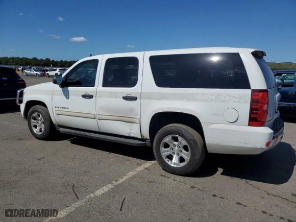 2010 Chevrolet Suburban Commercial with VIN 1GNUKHE34AR172002, listed as a Copart auction lot 70952054 with 102,324 mi miles and Clean Title. Bid and sale history available at carsss.com. Image 2.