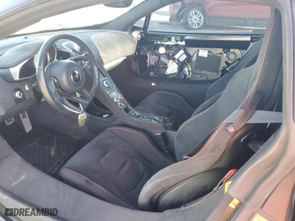 2015 McLaren 650S with VIN SBM11DAA5FW003652, listed as a Copart auction lot 79296194 with 0 mi miles and Salvage Title. Bid and sale history available at carsss.com. Image 8.