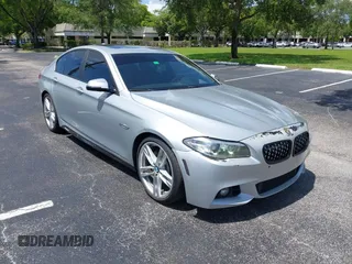 2014 BMW 5 Series 535i z VIN WBA5B1C57ED484484, wystawiony jako IAAI lot #42469382 z przebiegiem 153 225 mil mil oraz . Historia ofert i sprzedaży dostępna na DreamBid. Obrazek 1.