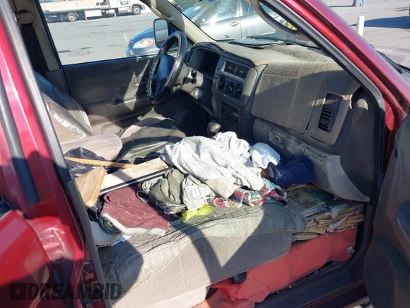 2000 Mitsubishi Montero LS z VIN JA4LS31H9YP003716, wystawiony jako IAAI lot #41466105 z przebiegiem 244 397 mil mil oraz . Historia ofert i sprzedaży dostępna na DreamBid. Obrazek 5.