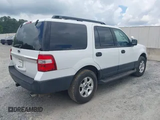 2015 Ford Expedition XL with VIN 1FMJU1GT0FEF42186, listed as a IAAI auction lot 42449213 with 177,740 mi miles and . Bid and sale history available at DreamBid. Image 4.