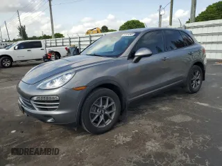 2012 Porsche Cayenne z VIN WP1AA2A23CLA06115, wystawiony jako Copart lot #57224365 z przebiegiem 162 578 mil mil oraz Szkody całkowita. Historia ofert i sprzedaży dostępna na DreamBid. Obrazek 1.