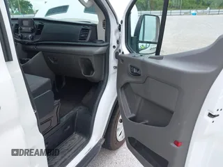 2021 Ford Transit Passenger XL с VIN 1FBAX2Y80MKA31866, выставлен на аукционе IAAI как лот 42445861 с пробегом 65 193 миль миль и . История ставок и продаж доступна на DreamBid. Изображение 5.