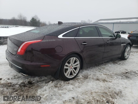 2017 Jaguar XJ with VIN SAJWJ2GD9H8W04365, listed as a Copart auction lot 38997744 with 73,569 mi miles. Bid and sale history available at carsss.com. Image 3.