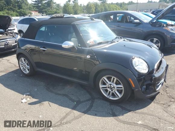 2013 MINI Convertible z VIN WMWZN3C54DT568237, wystawiony jako Copart lot #72354594 z przebiegiem 141 058 mil mil oraz Szkoda całkowita • Salvage title. Historia ofert i sprzedaży dostępna na DreamBid. Obrazek 4.