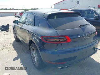 2015 Porsche Macan S with VIN WP1AB2A55FLB67075, listed as a IAAI auction lot 42068637 with 148,068 mi miles. Bid and sale history available at carsss.com. Image 18.