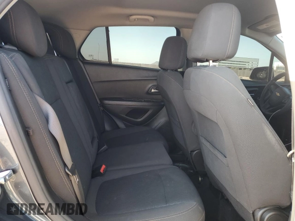 2022 Chevrolet Trax LS with VIN KL7CJNSM8NB507776, listed as a Copart auction lot 87861315 with 61,430 mi miles and Salvage Title. Bid and sale history available at carsss.com. Image 10.
