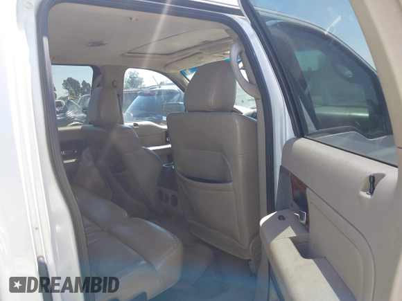 2005 Ford F-150 XLT z VIN 1FTPW14525KC61361, wystawiony jako IAAI lot #42482768 z przebiegiem 260 649 mil mil oraz . Historia ofert i sprzedaży dostępna na DreamBid. Obrazek 8.