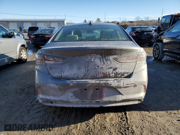 2018 Hyundai Sonata Hybrid SE with VIN KMHE24L3XJA078631, listed as a Copart auction lot 43017925 with 90,103 mi miles and Salvage Title. Bid and sale history available at carsss.com. Image 6.