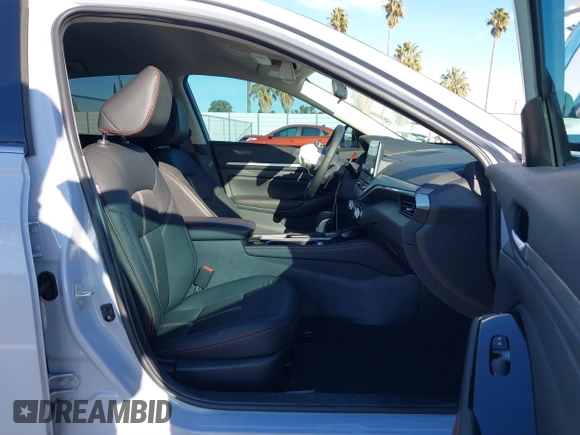2025 Nissan Altima SR with VIN 1N4BL4CV6SN322491, listed as a IAAI auction lot 41549681 with 4,119 mi miles and . Bid and sale history available at DreamBid. Image 5.