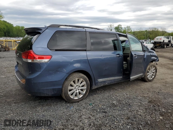 2014 Toyota Sienna Limited with VIN 5TDDK3DC0ES074864, listed as a Copart auction lot 55680115 with Not provided miles and Salvage title. Bid and sale history available at DreamBid. Image 3.