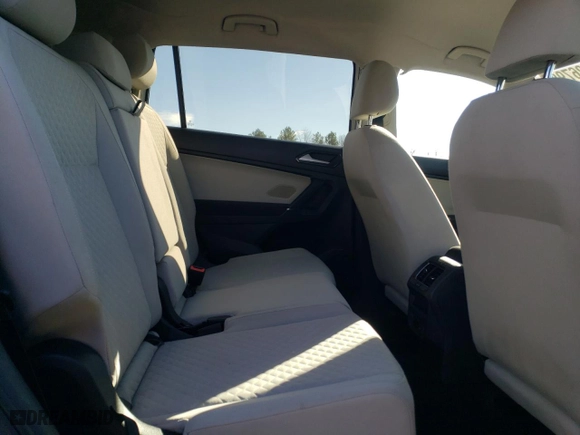 2018 Volkswagen Tiguan S with VIN 3VV1B7AXXJM079227, listed as a Copart auction lot 83267984 with 71,119 mi miles and Salvage Title. Bid and sale history available at carsss.com. Image 11.