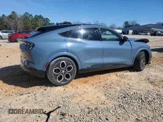 2023 Ford Mustang Mach-E GT z VIN 3FMTK4SE5PMA38494, wystawiony jako Copart lot #46186275 z przebiegiem 11 326 mil mil oraz Szkody całkowita. Historia ofert i sprzedaży dostępna na DreamBid. Obrazek 3.