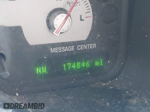 2005 Mercury Mountaineer Convenience z VIN 4M2DU86K45ZJ34777, wystawiony jako IAAI lot #41840824 z przebiegiem 174 846 mil mil oraz . Historia ofert i sprzedaży dostępna na DreamBid. Obrazek 7.