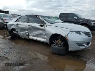 2014 Lincoln MKZ with VIN 3LN6L2GK6ER820817, listed as a Copart auction lot 58742365 with 201,284 mi miles and Salvage title. Bid and sale history available at DreamBid. Image 4.