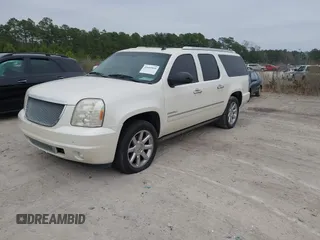 2010 GMC Yukon XL Denali with VIN 1GKUKMEFXAR218674, listed as a IAAI auction lot 41689848 with 1 mi miles. Bid and sale history available at carsss.com. Image 17.