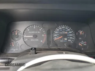 1997 Dodge 2500 z VIN 1B7KF26Z7VJ517550, wystawiony jako Copart lot #57813145 z przebiegiem 91 566 mil mil oraz Tytuł czysty. Historia ofert i sprzedaży dostępna na DreamBid. Obrazek 9.