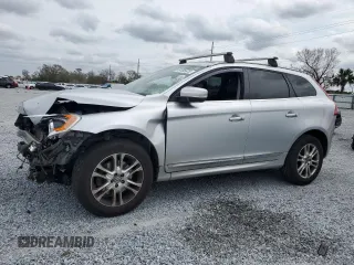 2015 Volvo XC60 T5 Drive-E Premier z VIN YV440MDB5F2563527, wystawiony jako Copart lot #46105675 z przebiegiem 85 891 mil mil oraz Szkoda całkowita • Salvage title. Historia ofert i sprzedaży dostępna na DreamBid. Obrazek 1.