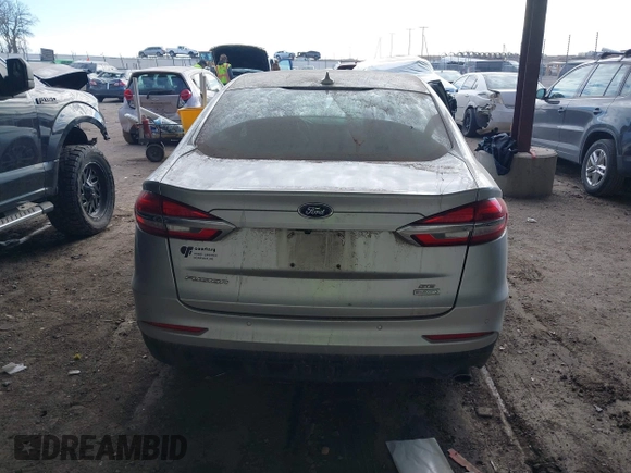 2019 Ford Fusion SE with VIN 3FA6P0HD8KR186392, listed as a IAAI auction lot 41884740 with 64,663 mi miles. Bid and sale history available at carsss.com. Image 17.