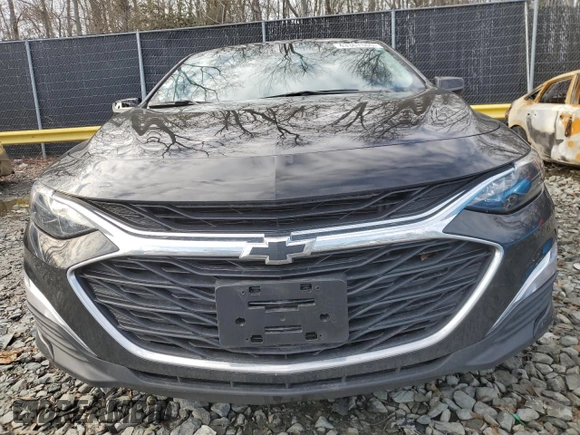 2024 Chevrolet Malibu RS with VIN 1G1ZG5ST2RF138164, listed as a Copart auction lot 43367865 with 21,415 mi miles and Salvage Title. Bid and sale history available at DreamBid. Image 5.