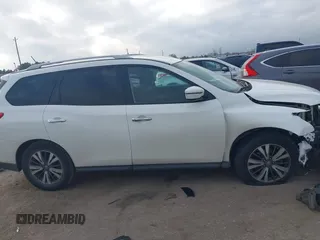 2017 Nissan Pathfinder Platinum with VIN 5N1DR2MN0HC609829, listed as a IAAI auction lot 41500505 with 185,271 mi miles. Bid and sale history available at carsss.com. Image 14.