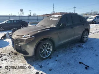 2018 Alfa Romeo Stelvio Ti Sport z VIN ZASFAKNN0J7B65232, wystawiony jako Copart lot #88553325 z przebiegiem Nie podano mil oraz Szkoda całkowita • Salvage title. Historia ofert i sprzedaży dostępna na DreamBid. Obrazek 1.