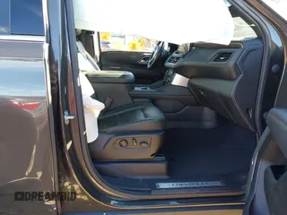 2021 Chevrolet Tahoe LT with VIN 1GNSCNKD6MR101324, listed as a IAAI auction lot 41369514 with 65,960 mi miles and . Bid and sale history available at DreamBid. Image 5.