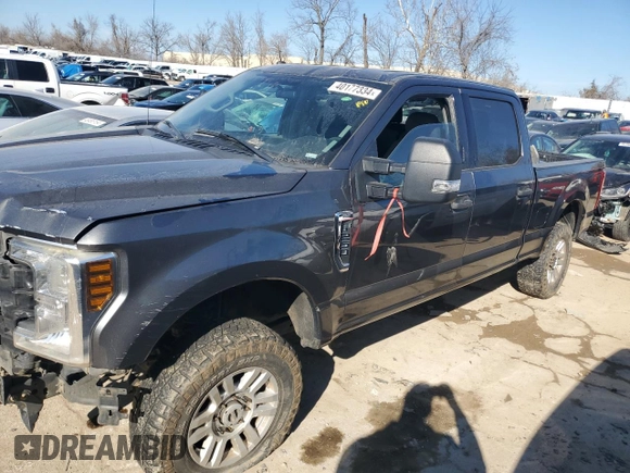 2019 Ford Super Duty F-250 SRW XL with VIN 1FT7W2BT2KEC40480, listed as a Copart auction lot 40177334 with 0 mi miles and Salvage Title. Bid and sale history available at carsss.com. Image 1.