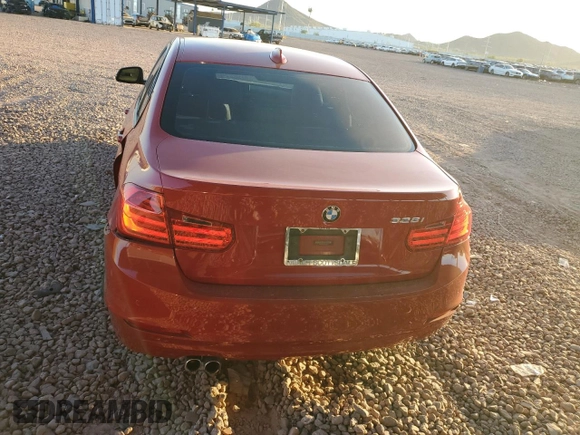 2014 BMW 3 Series 328i z VIN WBA3A5C55EJ463975, wystawiony jako Copart lot #61214915 z przebiegiem 118 677 mil mil oraz Szkoda całkowita • Salvage title. Historia ofert i sprzedaży dostępna na DreamBid. Obrazek 6.