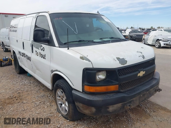 2011 Chevrolet Express Cargo z VIN 1GCSGAFX0B1134471, wystawiony jako IAAI lot #41508754 z przebiegiem 224 515 mil mil oraz . Historia ofert i sprzedaży dostępna na DreamBid. Obrazek 1.