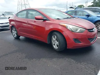 2011 Hyundai Elantra Limited z VIN KMHDH4AE1BU098863, wystawiony jako IAAI lot #42198962 z przebiegiem 165 068 mil mil oraz . Historia ofert i sprzedaży dostępna na DreamBid. Obrazek 1.