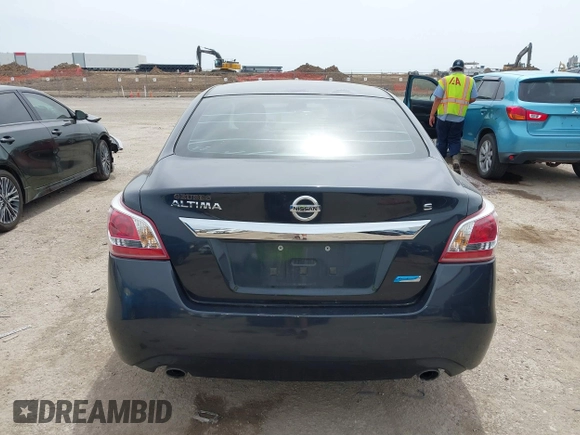 2013 Nissan Altima 2.5 S with VIN 1N4AL3AP5DN416696, listed as a IAAI auction lot 41786541 with 228,482 mi miles and . Bid and sale history available at carsss.com. Image 16.