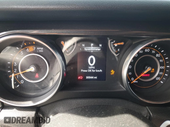 2020 Jeep Wrangler Unlimited Sport Altitude z VIN 1C4HJXDN0LW134426, wystawiony jako Copart lot #58575095 z przebiegiem 30 044 mil mil oraz Szkoda całkowita • Salvage title. Historia ofert i sprzedaży dostępna na DreamBid. Obrazek 9.