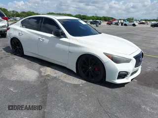 2016 Infiniti Q50 Premium with VIN JN1EV7AR3GM342528, listed as a IAAI auction lot 42557026 with 32,663 mi miles and . Bid and sale history available at DreamBid. Image 1.