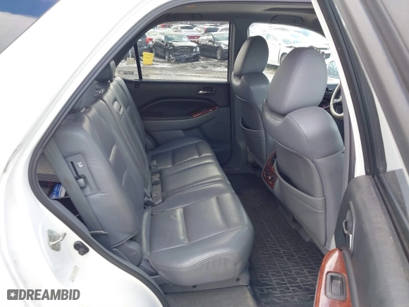 2003 Acura MDX with VIN 2HNYD18213H508572, listed as a IAAI auction lot 41521463 with 214,161 mi miles. Bid and sale history available at carsss.com. Image 8.