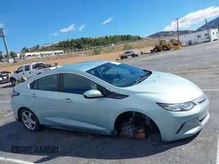 2019 Chevrolet Volt LT with VIN 1G1RC6S51KU106780, listed as a IAAI auction lot 41699399 with 139,928 mi miles. Bid and sale history available at carsss.com. Image 13.