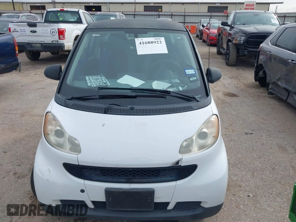 2010 Smart fortwo Pure with VIN WMEEJ3BA5AK390904, listed as a IAAI auction lot 41688922 with Not provided miles and . Bid and sale history available at DreamBid. Image 6.