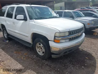 2004 Chevrolet Tahoe LT with VIN 1GNEC13Z44R192822, listed as a IAAI auction lot 41797924 with 211,818 mi miles. Bid and sale history available at carsss.com. Image 1.