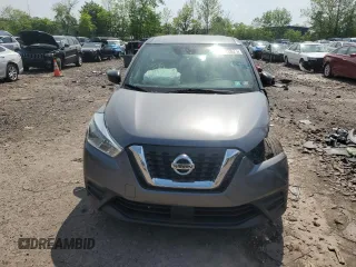 2020 Nissan Kicks S z VIN 3N1CP5BV9LL539063, wystawiony jako Copart lot #56322625 z przebiegiem 78 335 mil mil oraz Szkoda całkowita • Salvage title. Historia ofert i sprzedaży dostępna na DreamBid. Obrazek 5.