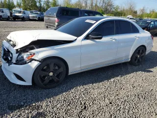 2019 Mercedes-Benz C 300 с VIN 55SWF8DB6KU286703, выставлен на аукционе Copart как лот 53886555 с пробегом Не указан миль и Списание • Salvage title. История ставок и продаж доступна на DreamBid. Изображение 1.