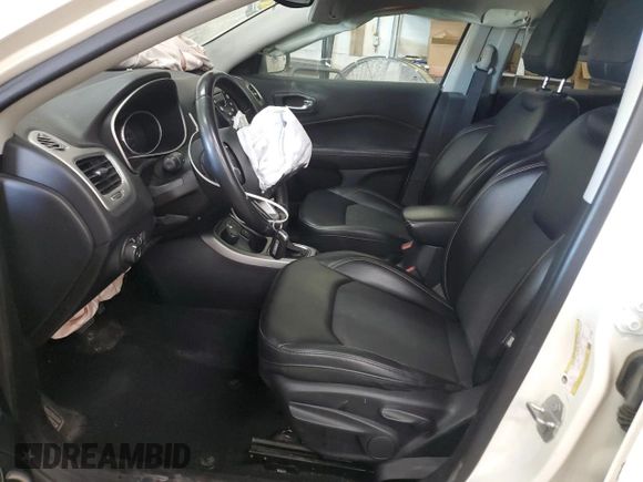 2019 Jeep Compass Latitude с VIN 3C4NJDBB0KT713320, выставлен на аукционе Copart как лот 55844865 с пробегом 80 717 миль миль и Списание • Salvage title. История ставок и продаж доступна на DreamBid. Изображение 7.