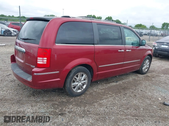 2010 Chrysler Town & Country Limited z VIN 2A4RR7DX7AR366259, wystawiony jako IAAI lot #42310955 z przebiegiem 133 213 mil mil oraz . Historia ofert i sprzedaży dostępna na DreamBid. Obrazek 4.
